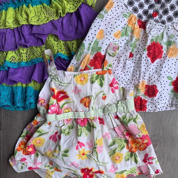⚡️Bundle 3 for $20 3T tops - Picture 3 of 9